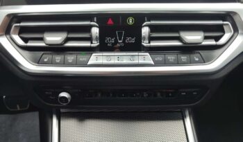 BMW Seria 3 | 4×4 (doł. automatycznie) | Automatyczna | 190 KM | Biały full