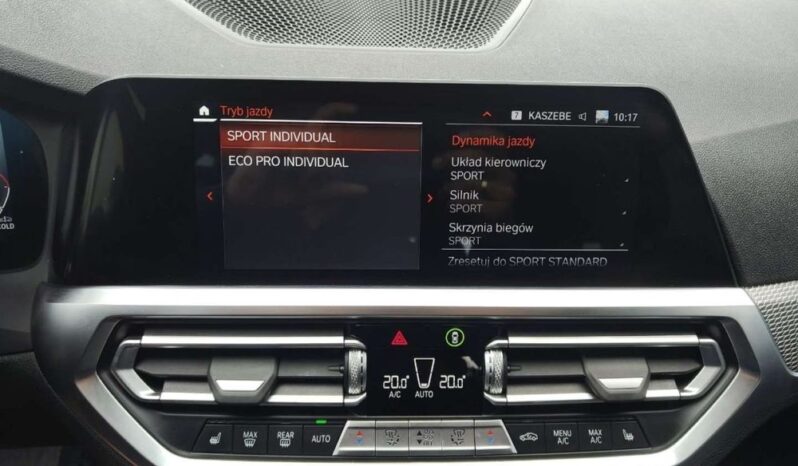 BMW Seria 3 | 4×4 (doł. automatycznie) | Automatyczna | 190 KM | Biały full