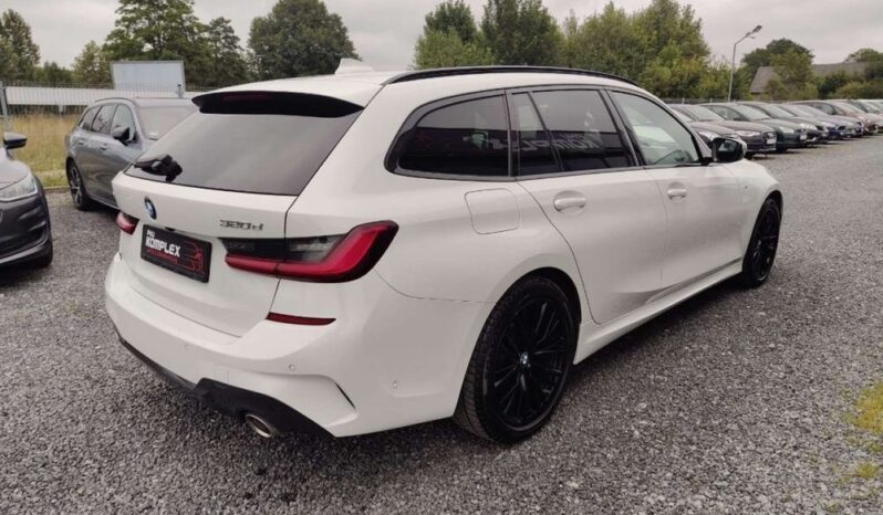 BMW Seria 3 | 4×4 (doł. automatycznie) | Automatyczna | 190 KM | Biały full