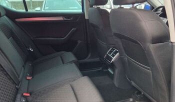 Skoda Superb | FWD (przód) | Automatyczna | 150 KM | Niebieski full