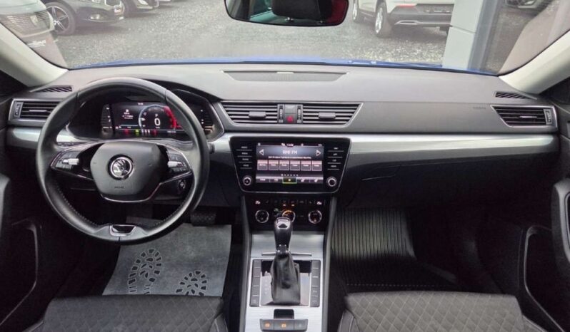 Skoda Superb | FWD (przód) | Automatyczna | 150 KM | Niebieski full