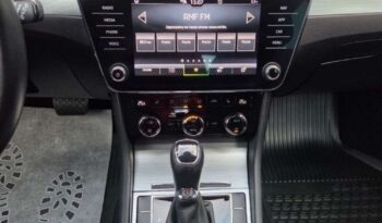 Skoda Superb | FWD (przód) | Automatyczna | 150 KM | Niebieski full