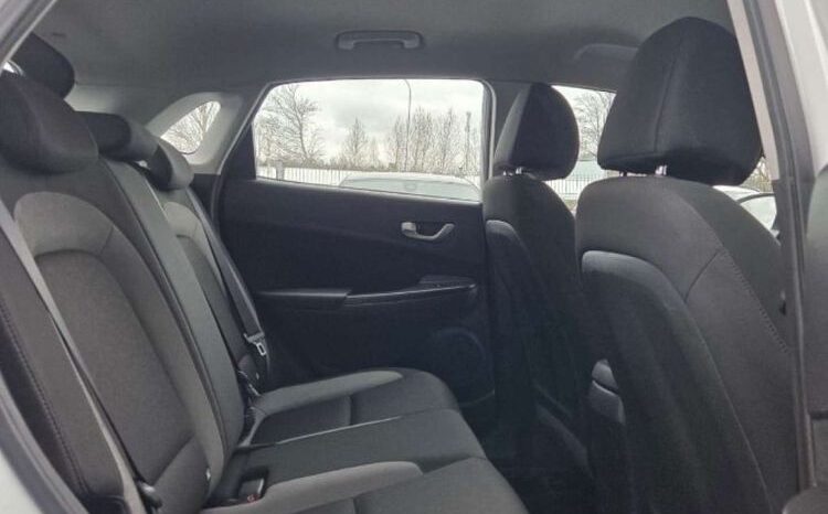 HYUNDAI Kona  | FWD (przód) | Manualna | 116 KM | Biały full
