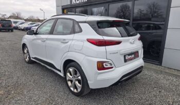 HYUNDAI Kona  | FWD (przód) | Manualna | 116 KM | Biały full