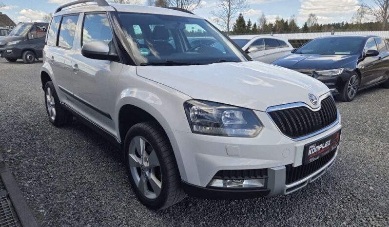 SKODA Yeti  | FWD (przód) | Manualna | 105 KM | Biały full