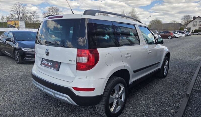 SKODA Yeti  | FWD (przód) | Manualna | 105 KM | Biały full