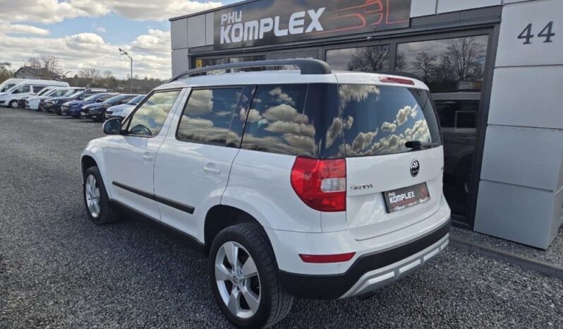 SKODA Yeti  | FWD (przód) | Manualna | 105 KM | Biały full