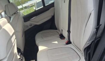 BMW X5 M | 4×4 (doł. automatycznie) | Automatyczna | 381 KM | Czarny full