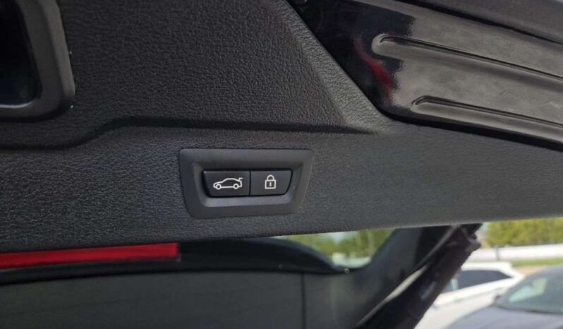 BMW X5 M | 4×4 (doł. automatycznie) | Automatyczna | 381 KM | Czarny full