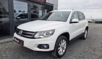 VOLKSWAGEN Tiguan  | 4×4 (doł. automatycznie) | Automatyczna | 140 KM | Biały full