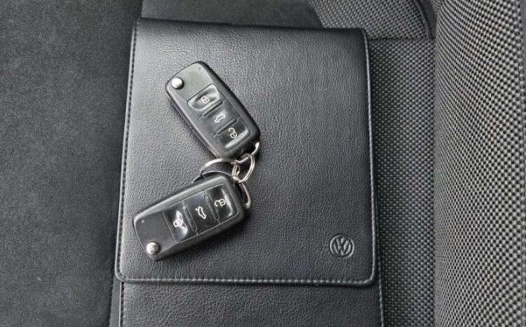 VOLKSWAGEN Tiguan  | 4×4 (doł. automatycznie) | Automatyczna | 140 KM | Biały full