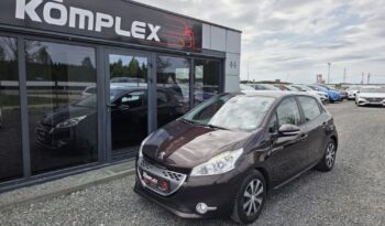 Peugeot 208  | Fwd (Przód) | Automatyczna | 68 Km | Brązowy