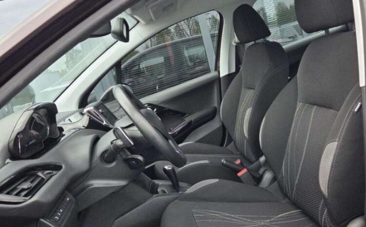 PEUGEOT 208  | FWD (przód) | Automatyczna | 68 KM | Brązowy full