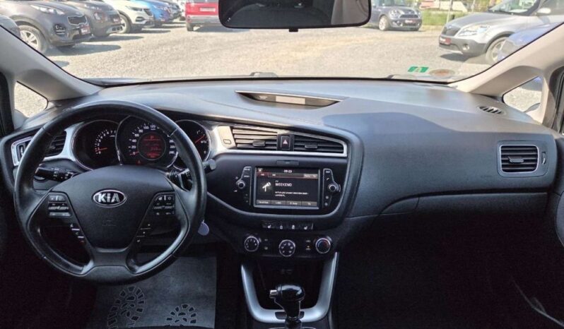 KIA Ceed  | FWD (przód) | Automatyczna | 135 KM | Szary full