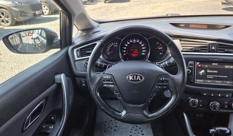 KIA Ceed  | FWD (przód) | Automatyczna | 135 KM | Szary full
