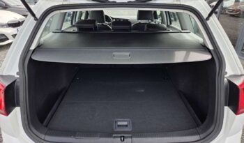 VOLKSWAGEN Golf  | FWD (przód) | Manualna | 105 KM | Biały full