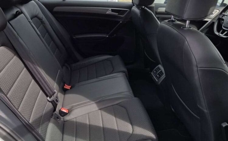 VOLKSWAGEN Golf  | FWD (przód) | Manualna | 105 KM | Biały full