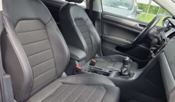 VOLKSWAGEN Golf  | FWD (przód) | Manualna | 105 KM | Biały full