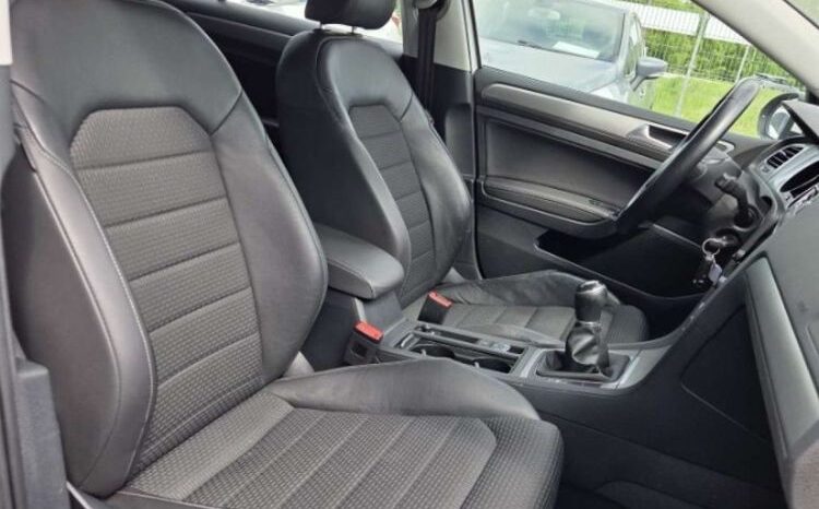 VOLKSWAGEN Golf  | FWD (przód) | Manualna | 105 KM | Biały full