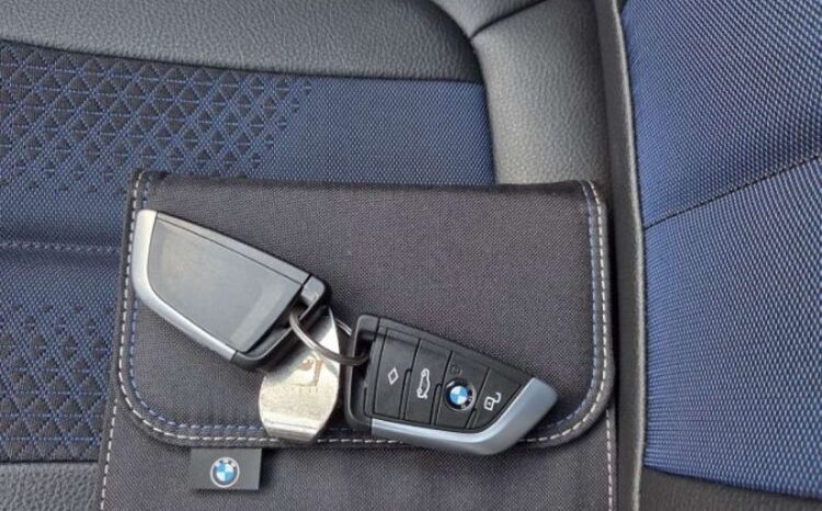 BMW Seria 1  | FWD (przód) | Automatyczna | 136 KM | Biały full