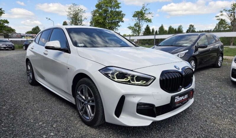 BMW Seria 1  | FWD (przód) | Automatyczna | 136 KM | Biały full