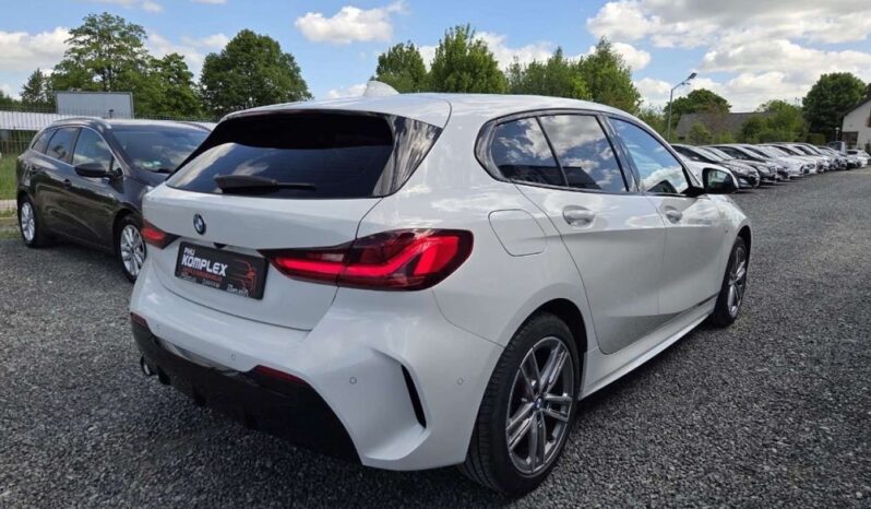 BMW Seria 1  | FWD (przód) | Automatyczna | 136 KM | Biały full