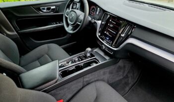VOLVO V60  | FWD (przód) | Automatyczna | 190 KM | Szary full