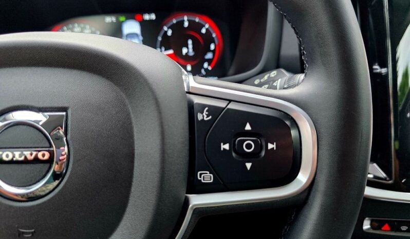 VOLVO V60  | FWD (przód) | Automatyczna | 190 KM | Szary full