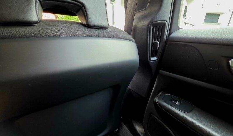 VOLVO V60  | FWD (przód) | Automatyczna | 190 KM | Szary full