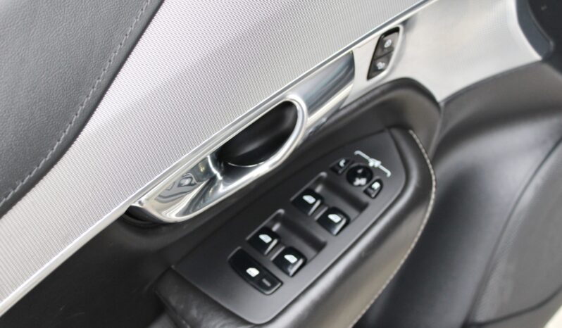 VOLVO XC 90 | 4×4 (doł. automatycznie) | Automatyczna | 224 KM | Beżowy full