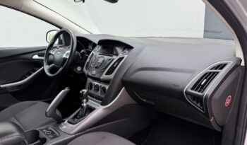 FORD Focus  | FWD (przód) | Manualna | 140 KM | Srebrny full