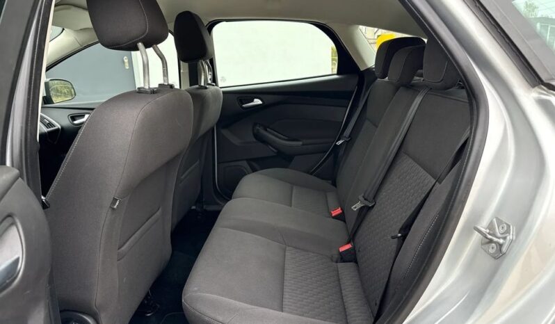 FORD Focus  | FWD (przód) | Manualna | 140 KM | Srebrny full