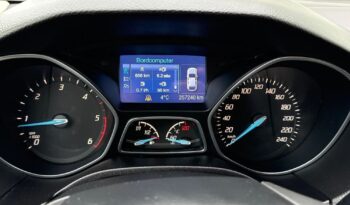 FORD Focus  | FWD (przód) | Manualna | 140 KM | Srebrny full