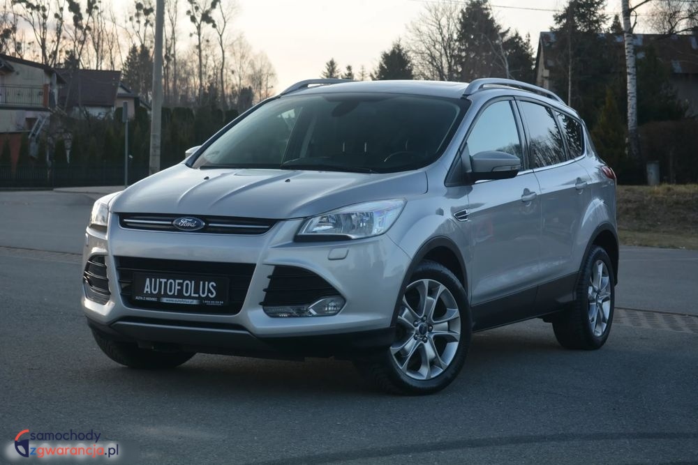 Ford Kuga  | 4X4 (Doł. Automatycznie) | Manualna | 140 Km | Srebrny