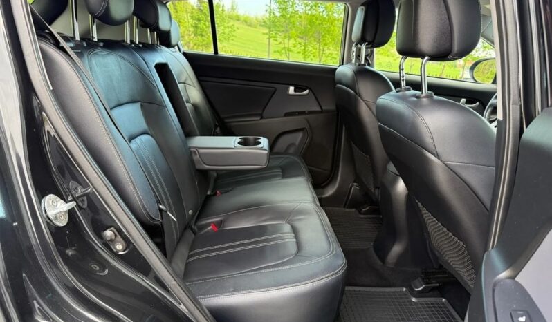 KIA Sportage  | FWD (przód) | Manualna | 136 KM | Czarny full