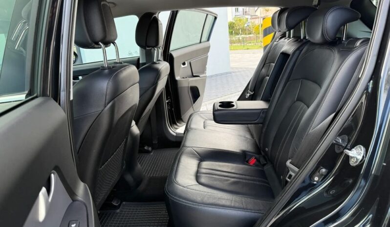 KIA Sportage  | FWD (przód) | Manualna | 136 KM | Czarny full