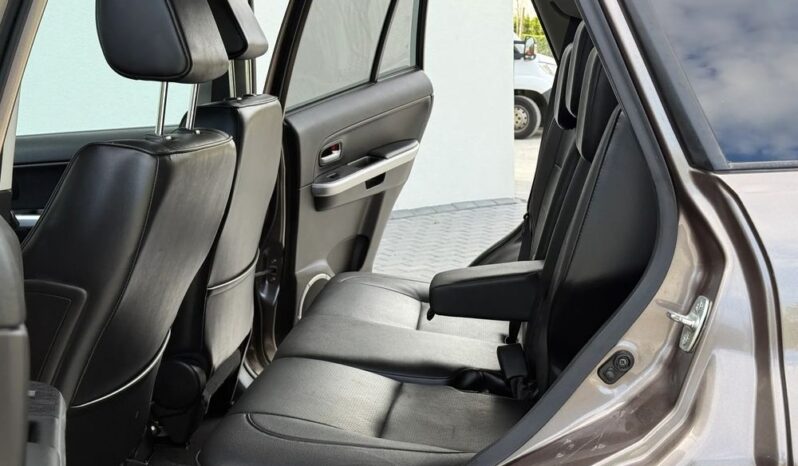 SUZUKI Vitara  | 4×4 (doł. ręcznie) | Manualna | 95 KM | Inny kolor full