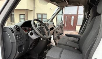 RENAULT Master | FWD (przód) | Manualna | 130 KM | Biały full