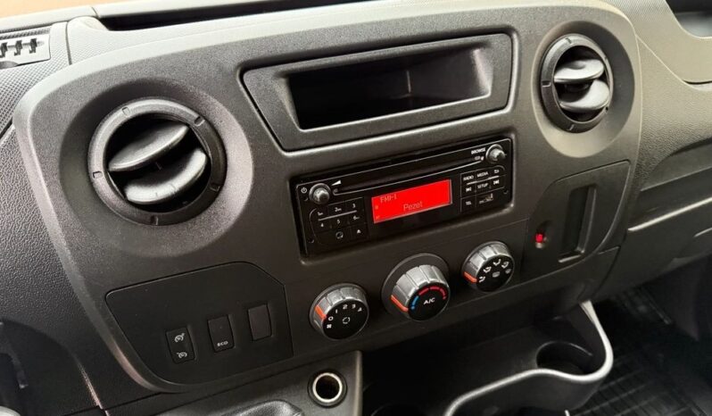 RENAULT Master | FWD (przód) | Manualna | 130 KM | Biały full