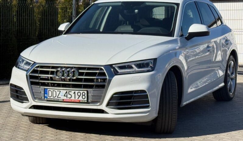 AUDI Q5  | 4×4 (stały) | Automatyczna | 265 KM | Biały