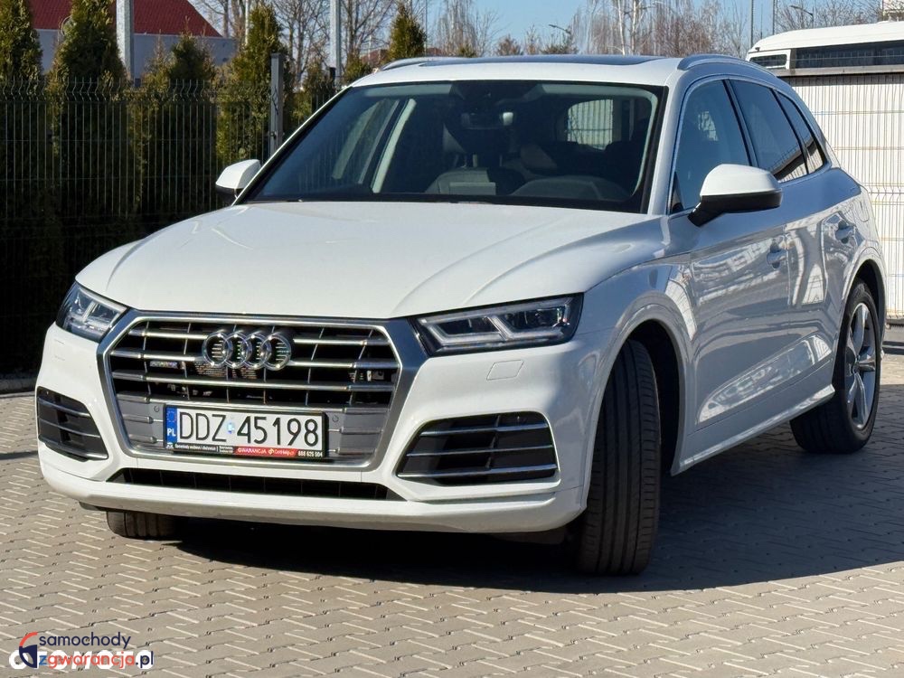 Audi Q5  | 4X4 (Stały) | Automatyczna | 265 Km | Biały