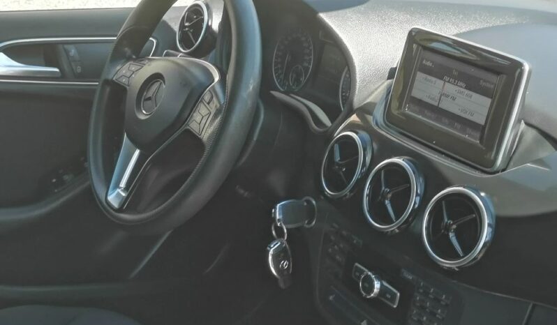 MERCEDES-BENZ Klasa B | FWD (przód) | Manualna | 122 KM | Biały full