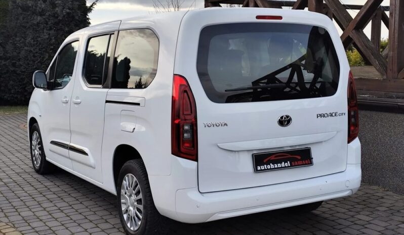 TOYOTA ProAce City | FWD (przód) | Manualna | 130 KM | Biały full