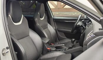 SKODA Octavia  | FWD (przód) | Automatyczna | 184 KM | Szary full