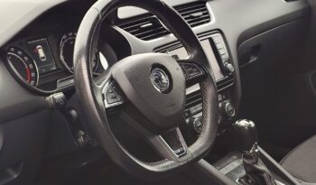 SKODA Octavia  | FWD (przód) | Automatyczna | 184 KM | Szary full