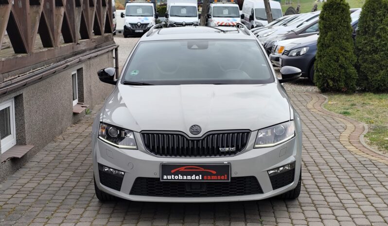SKODA Octavia  | FWD (przód) | Automatyczna | 184 KM | Szary full