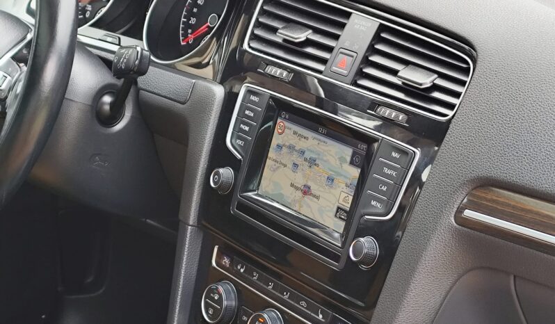 VOLKSWAGEN Golf  | przedni | Automatyczna | 125 KM | Czarny full