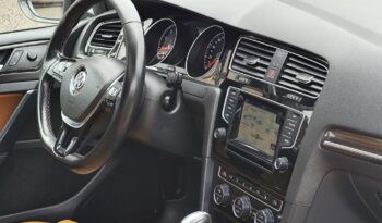 VOLKSWAGEN Golf  | przedni | Automatyczna | 125 KM | Czarny full