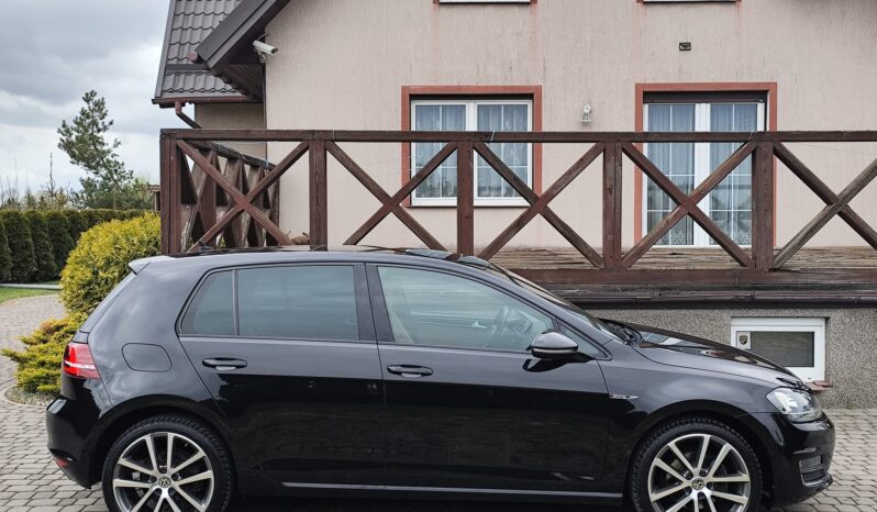 VOLKSWAGEN Golf  | przedni | Automatyczna | 125 KM | Czarny full