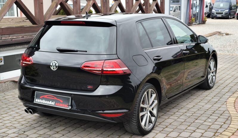 VOLKSWAGEN Golf  | przedni | Automatyczna | 125 KM | Czarny full